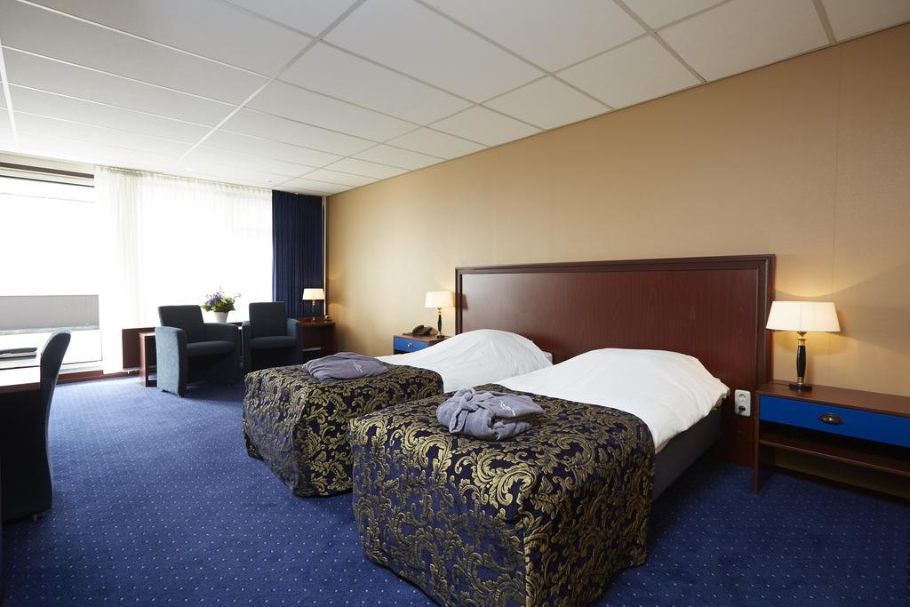 Hotel Zwartewater Звартслёйс Экстерьер фото
