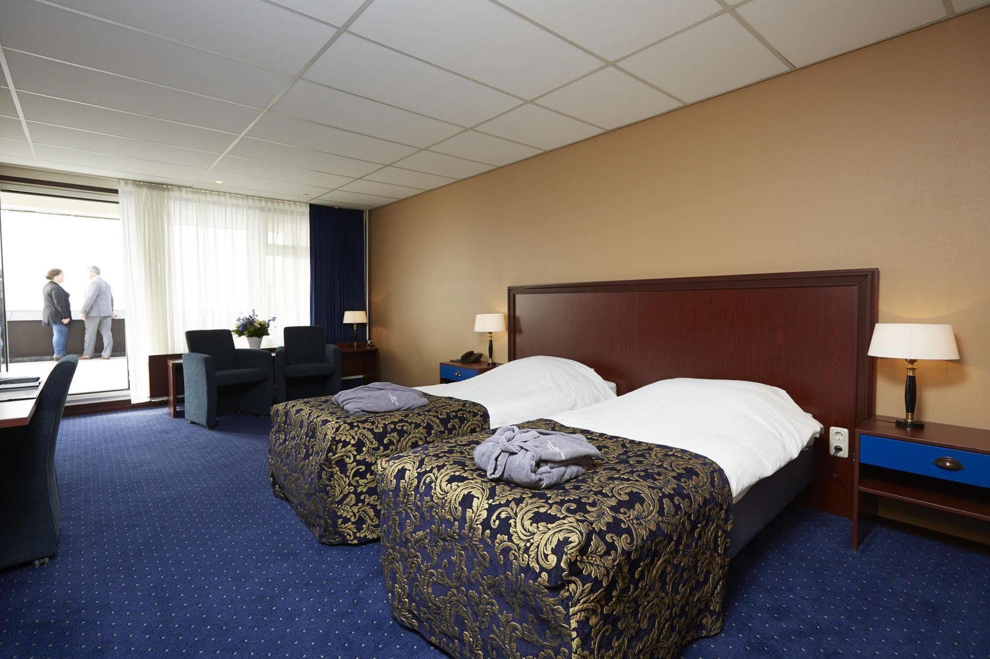 Hotel Zwartewater Звартслёйс Экстерьер фото