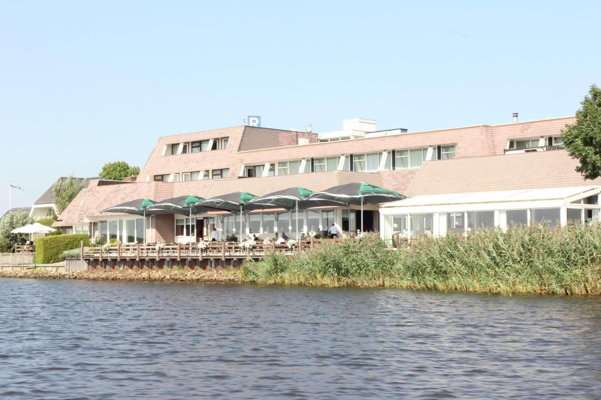 Hotel Zwartewater Звартслёйс Экстерьер фото